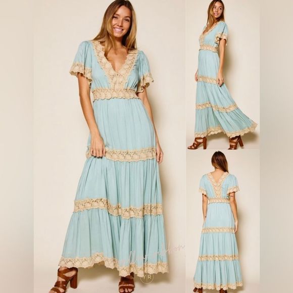 🆕 Turquoise Short Sleeve Lace Maxi Dress - Picture 2 of 5